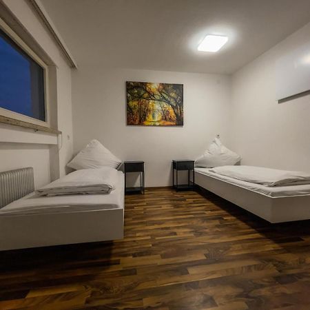 Budget Studio - 2 Einzelbetten - Parkplatz Dornbirn Esterno foto