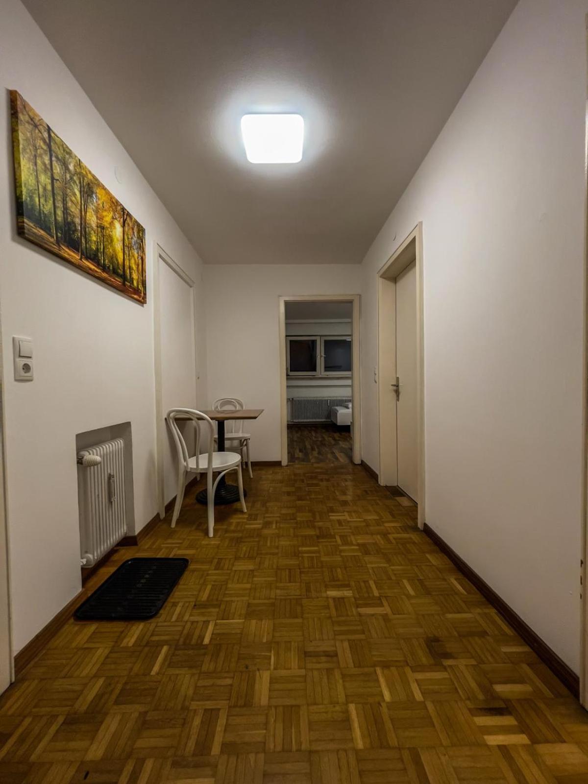 Budget Studio - 2 Einzelbetten - Parkplatz Dornbirn Esterno foto